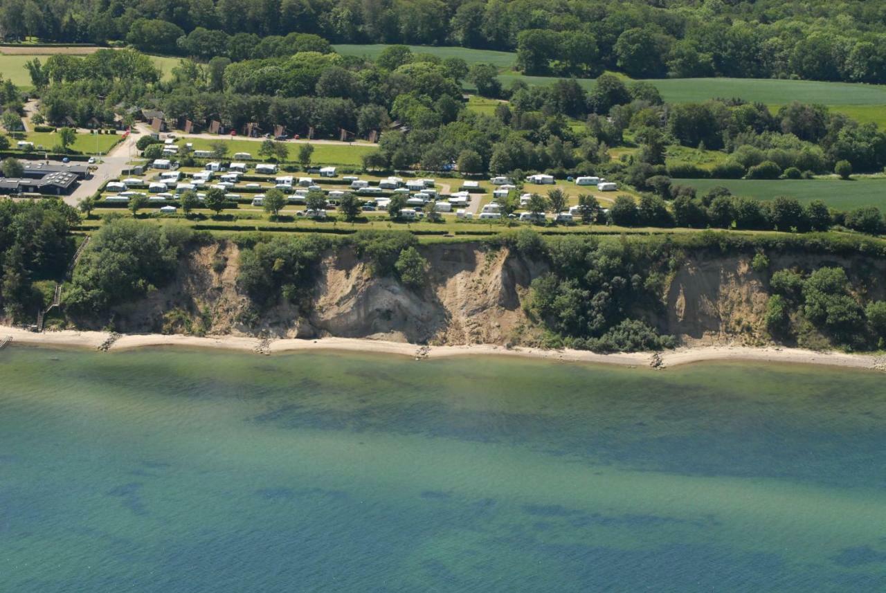 Dancamps Trelde Naes Hotel Фредериция Екстериор снимка
